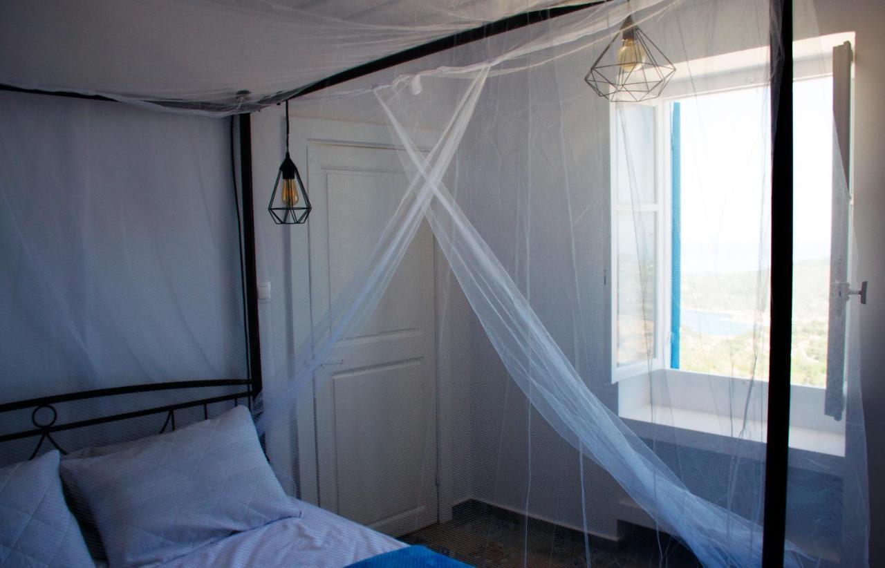 The Olive Cottage - Ithaca Vathy  Bagian luar foto